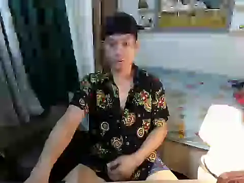 xshyboyx online show from July 15, 12:01 pm