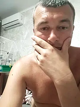 Kasperik29cm online show from August 3, 8:04 pm