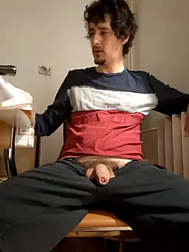 hugecock4u1990 online show from March 1, 4:34 am