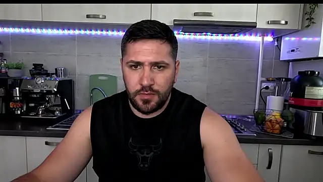 Gold Alpha Boy online show from June 18, 2:00 pm