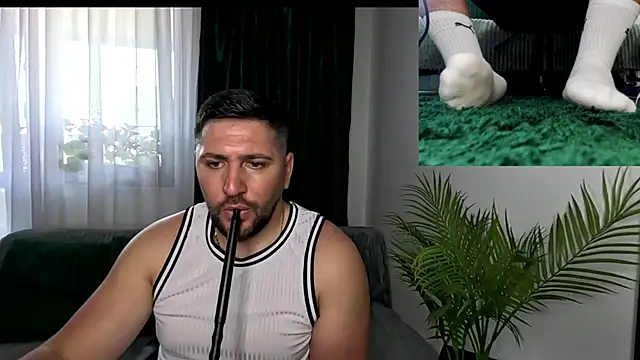 Gold Alpha Boy online show from June 3, 2:33 pm