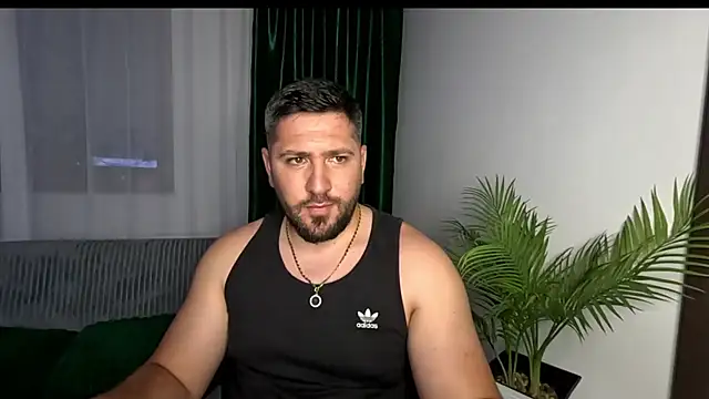 Gold Alpha Boy online show from July 3, 7:40 pm