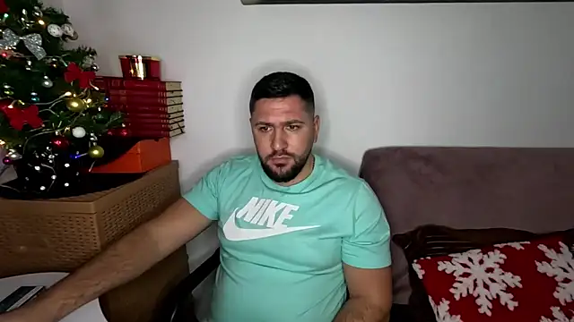 Gold Alpha Boy online show from December 5, 2:24 pm