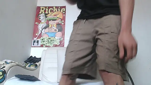 Thomasjons  online show from November 14, 6:09 pm