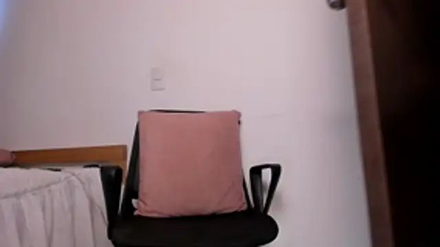 axel davis  online show from November 3, 8:32 pm