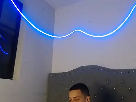 xalejo max online show from September 18, 9:28 pm