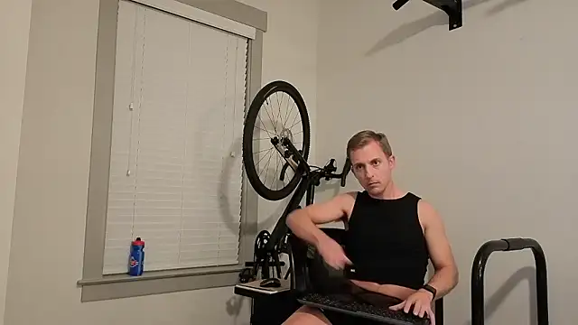 Drakerileyxxx online show from January 8, 3:23 am