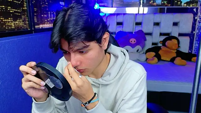 alandelrey57 online show from March 24, 8:46 pm