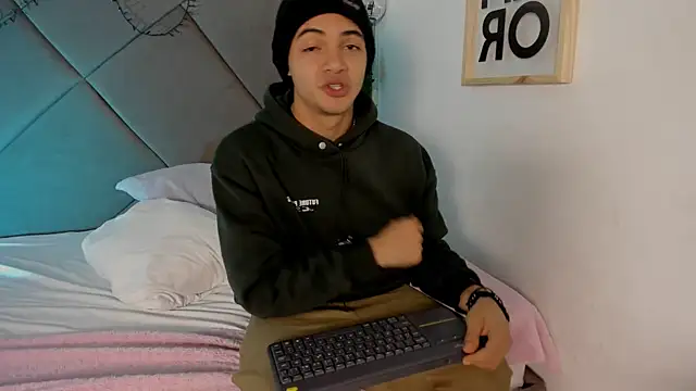 andrew colleman online show from December 17, 8:10 am