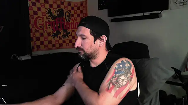 Snapshot of DevilPup75_ chatting on October 6, 6:23 pm DevilPup75 online show from October 6, 6:23 pm