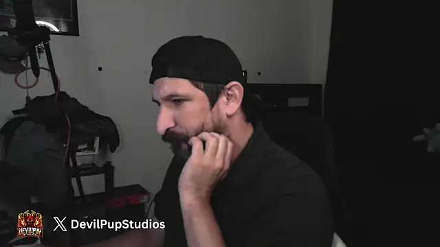 DevilPup75  online show from August 9, 4:07 am