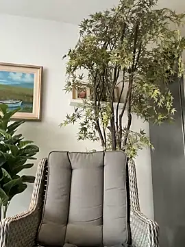 Michel huge online show from April 5, 7:38 am