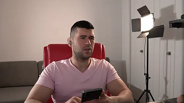 Sand0w online show from May 28, 5:55 pm
