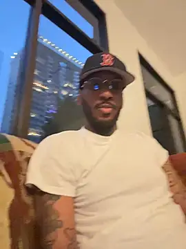 bamfbobbybrown online show from July 26, 1:02 am