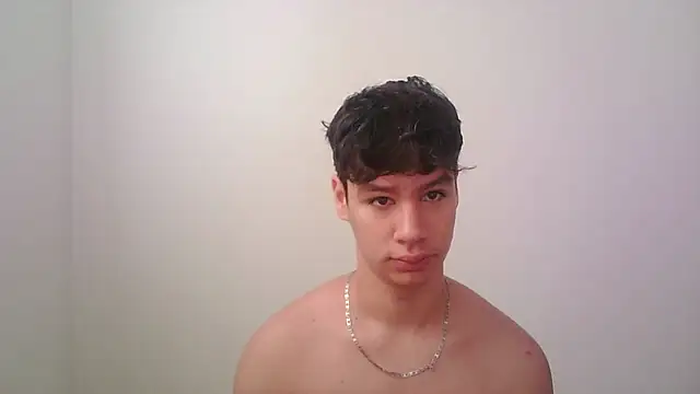 Snapshot of zeus_181 chatting on October 23, 12:41 pm zeus 181 online show from October 23, 12:41 pm