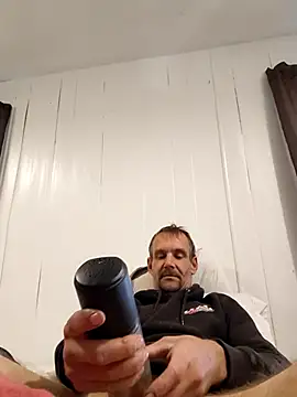 Hungwell1515 online show from February 2, 4:04 pm