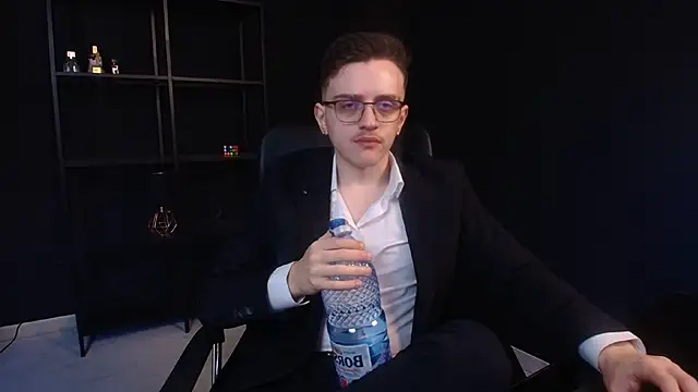 FelixStarkk online show from May 18, 5:35 am