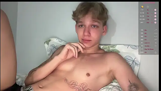 walter cute online show from March 8, 7:18 pm