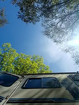 ShawnandDani7074 online show from March 11, 6:04 pm