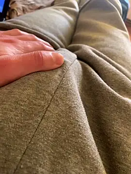 MuzzyFacing online show from February 2, 12:02 pm