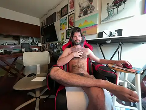 Pupscritch online show from June 2, 2:18 pm