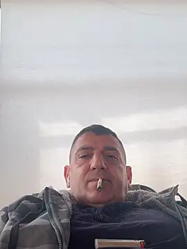 BULLBSX online show from March 26, 10:30 am