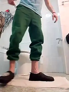 fcbasexyX1186 online show from March 28, 7:58 pm