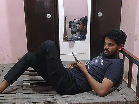 krishjaat43 online show from March 31, 1:46 pm