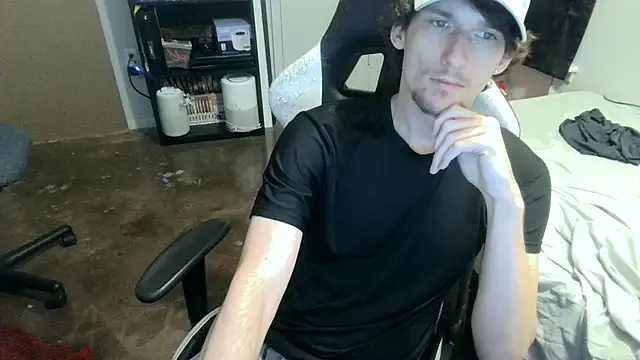 Partyguy92 online show from November 13, 1:43 am