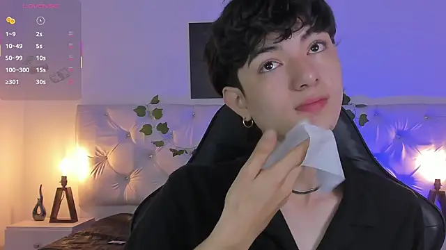 Elliot younngg online show from September 21, 2:39 pm