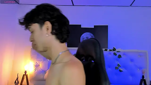 Elliot younngg online show from September 23, 2:38 pm