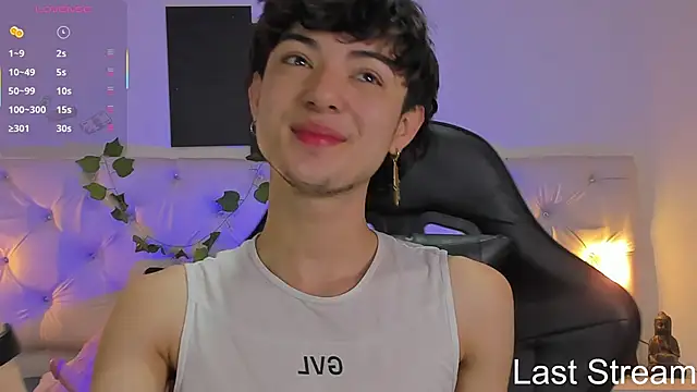 Elliot younngg online show from September 28, 1:53 pm