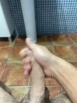 Snapshot of Pollon1994 chatting on October 11, 7:29 pm Pollon1994 online show from October 11, 7:29 pm