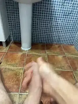 Snapshot of Pollon1994 chatting on October 6, 12:48 am Pollon1994 online show from October 6, 12:48 am