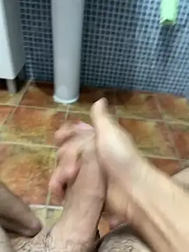 Snapshot of Pollon1994 chatting on September 30, 8:23 pm Pollon1994 online show from September 30, 8:23 pm