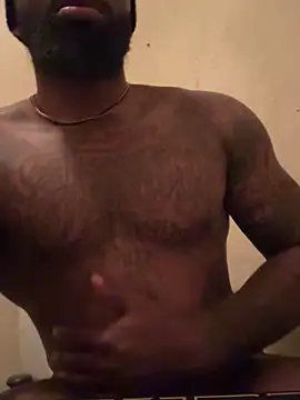 Snapshot of StandOnthatboy chatting on October 31, 7:06 pm StandOnthatboy online show from October 31, 7:06 pm