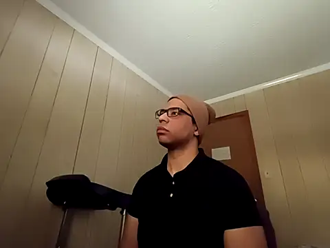 NaturalBeautyQueen online show from April 1, 4:04 pm