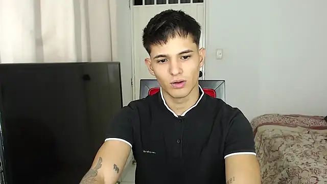 Alex mojica online show from October 29, 6:16 am