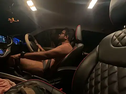 snickersnee online show from October 1, 1:15 pm