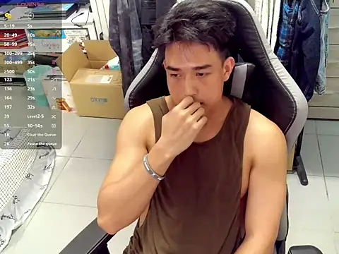 hunterXhan online show from March 31, 4:09 pm