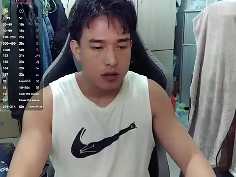 hunterXhan online show from April 20, 1:35 pm