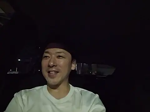 Earth 001 online show from July 9, 6:33 pm