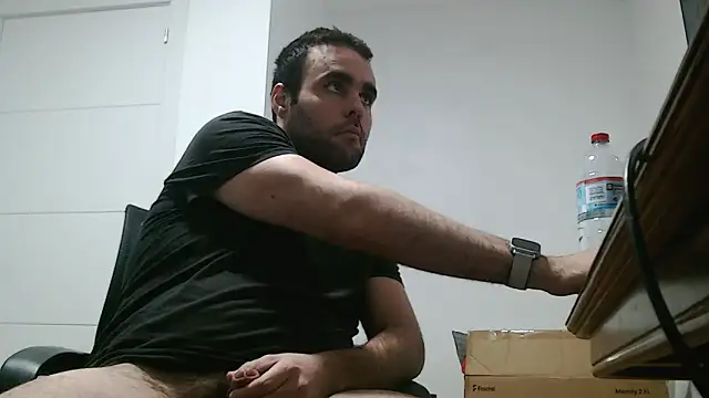 fabricadeleche online show from December 14, 7:32 pm