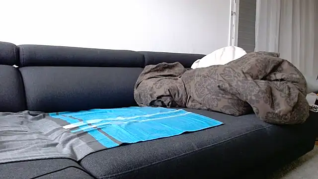 Hijuga online show from November 2, 9:02 am