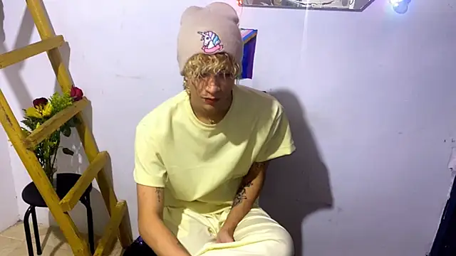 Bryan ale22 online show from September 17, 7:09 am