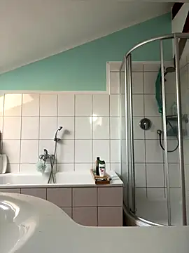 boran72 online show from December 17, 1:29 pm