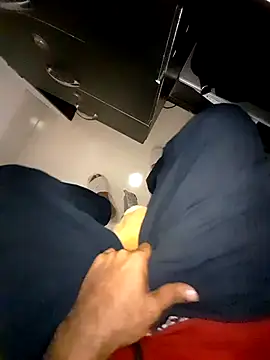 hackyourpussyxh online show from December 1, 1:30 am