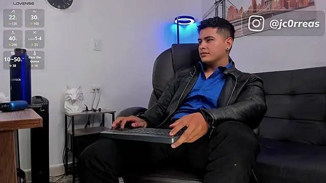  Juanes online show from October 24, 10:22 pm