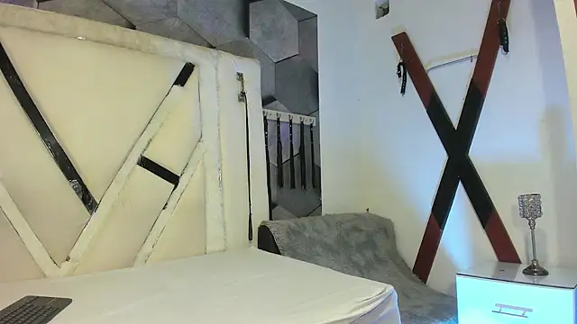 PeterBowel online show from November 13, 2:38 am