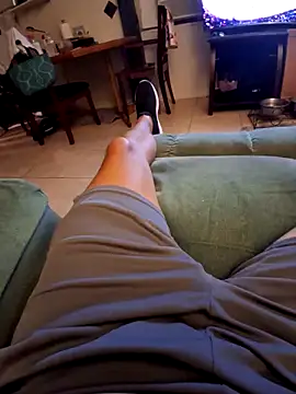 pullitoff online show from March 13, 12:40 am